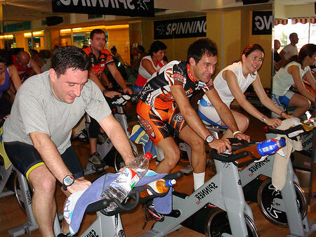 bicicletas estaticas pedalear sentado alternativas